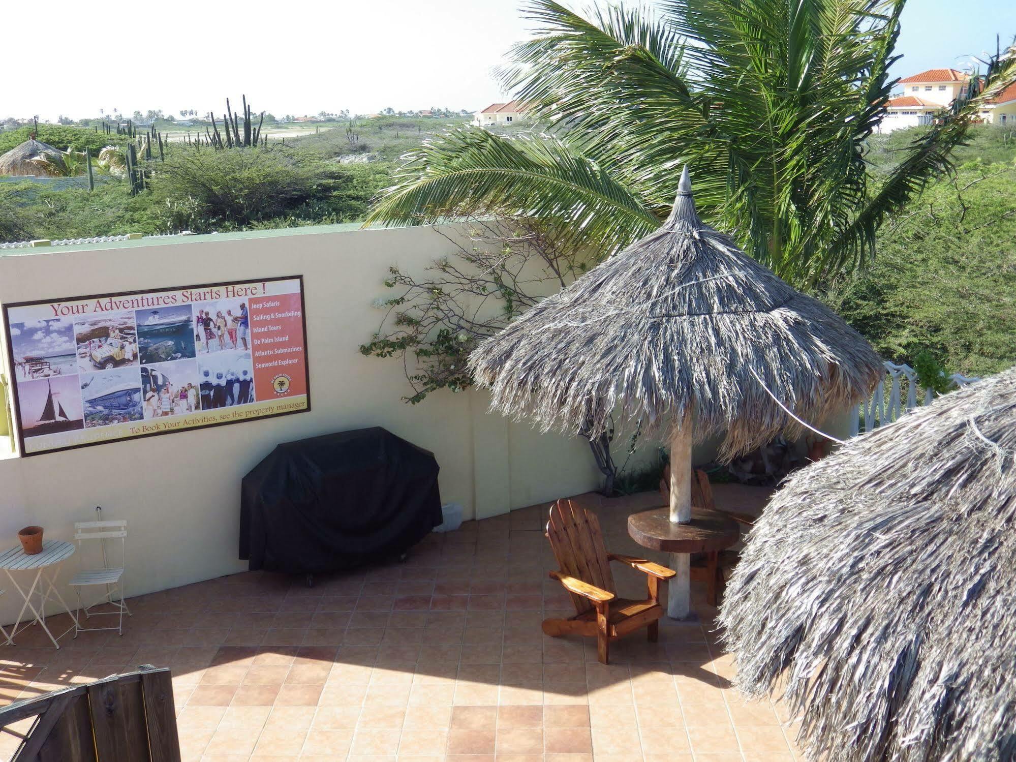 Aruba Cunucu Residence Palm Beach Exterior photo